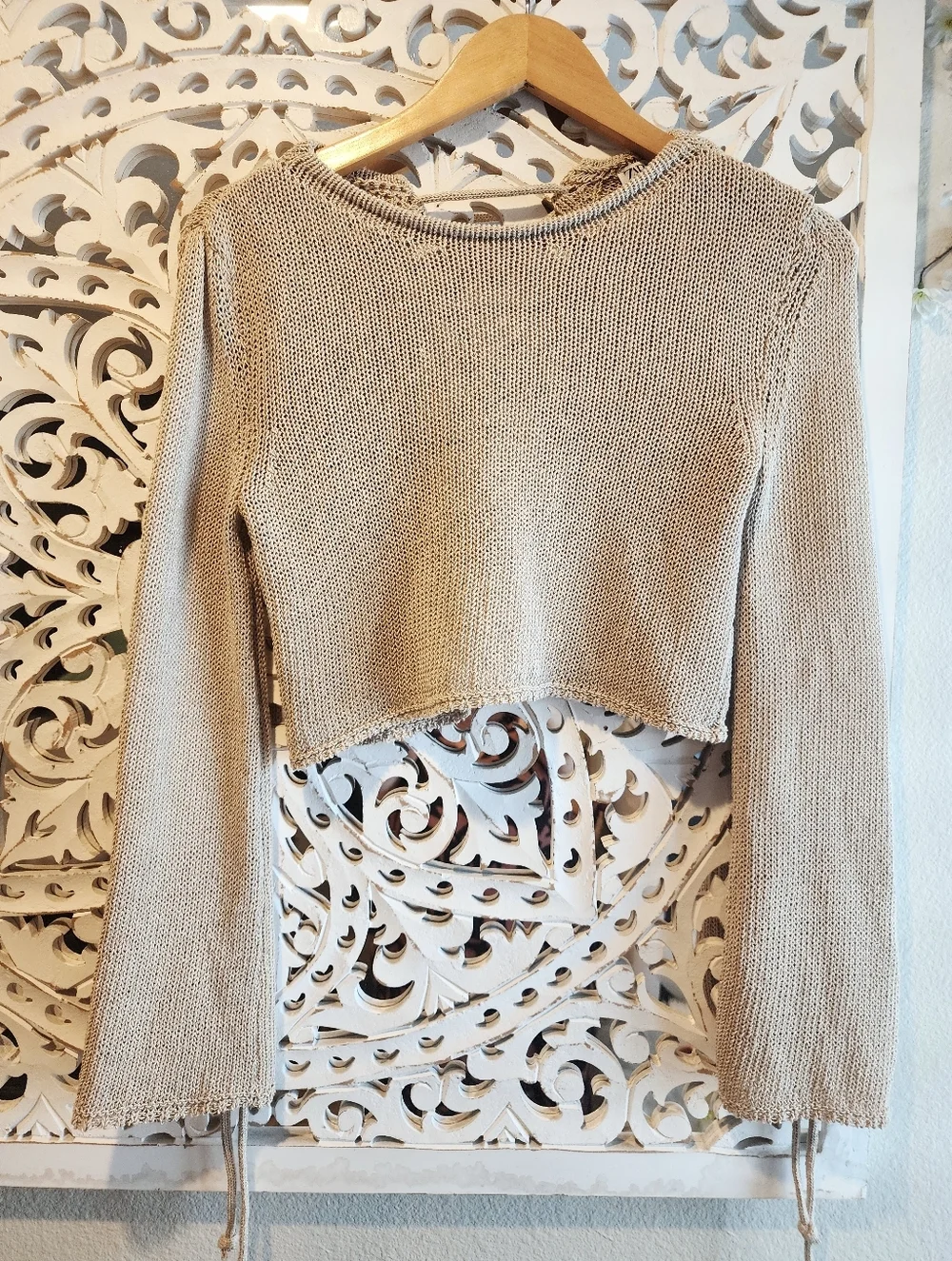 ZARA KNIT LONG FLARED SLEEVE BACKLESS CROPPED SWEATER SIZE SMALL